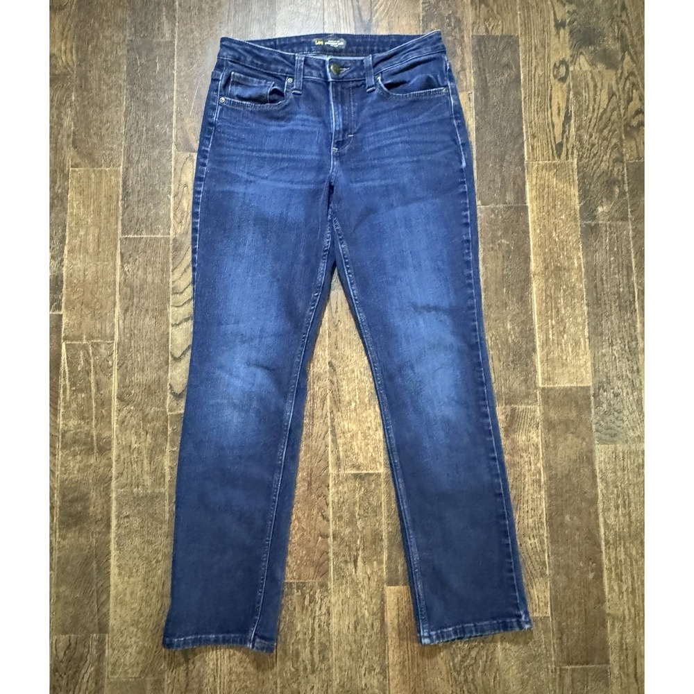 Lee Blue Jeans Women's Size 6 Regular Fit Straight Leg Mid Rise Dark Wash